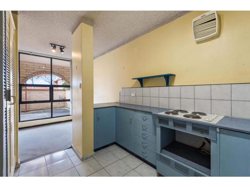 10/7 Mooloola Way, West Lakes Shore SA 5020