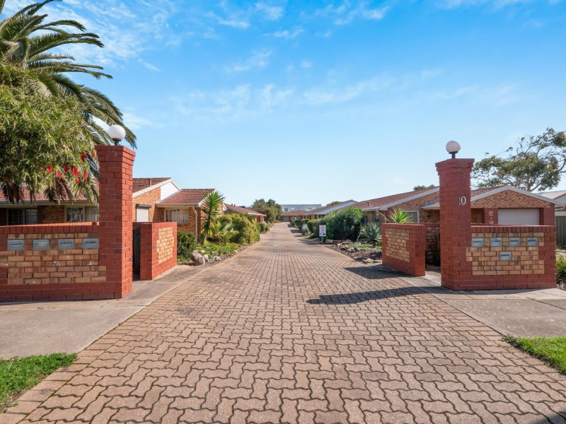 3/10 Minna Terrace, Semaphore Park SA 5019