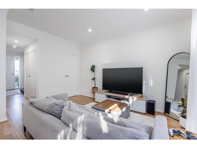 33 Gracechurch Street, Port Adelaide SA 5015