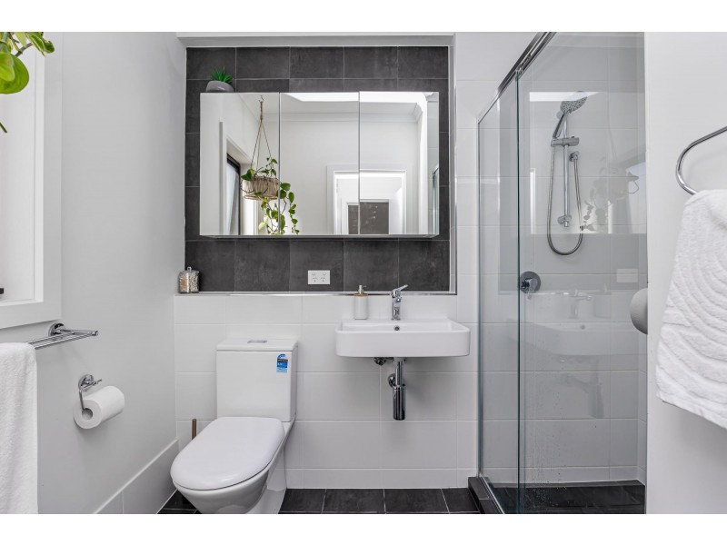 33 Gracechurch Street, Port Adelaide SA 5015