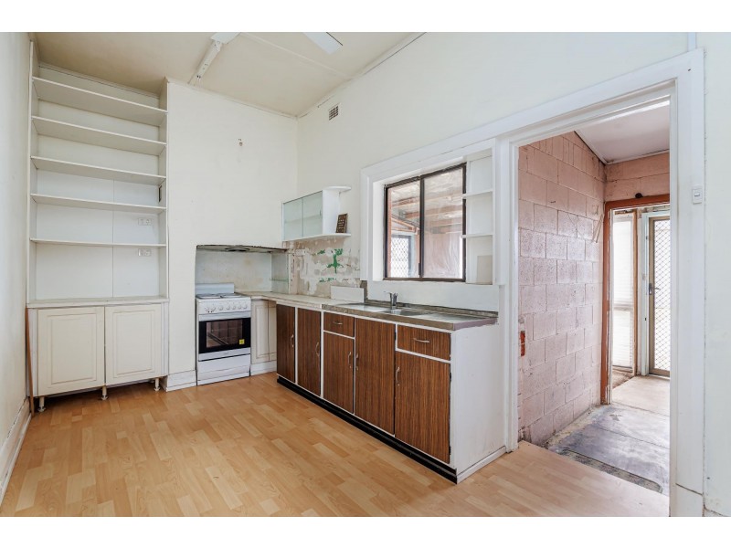 35 Arthur Street, Pennington SA 5013