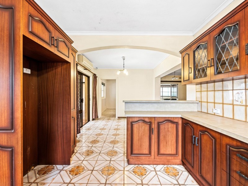 12 Harcourt Street, Mansfield Park SA 5012