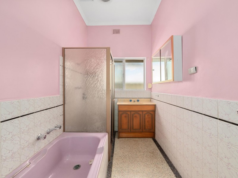 12 Harcourt Street, Mansfield Park SA 5012