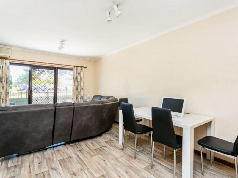 77 Brebner Drive, West Lakes SA 5021