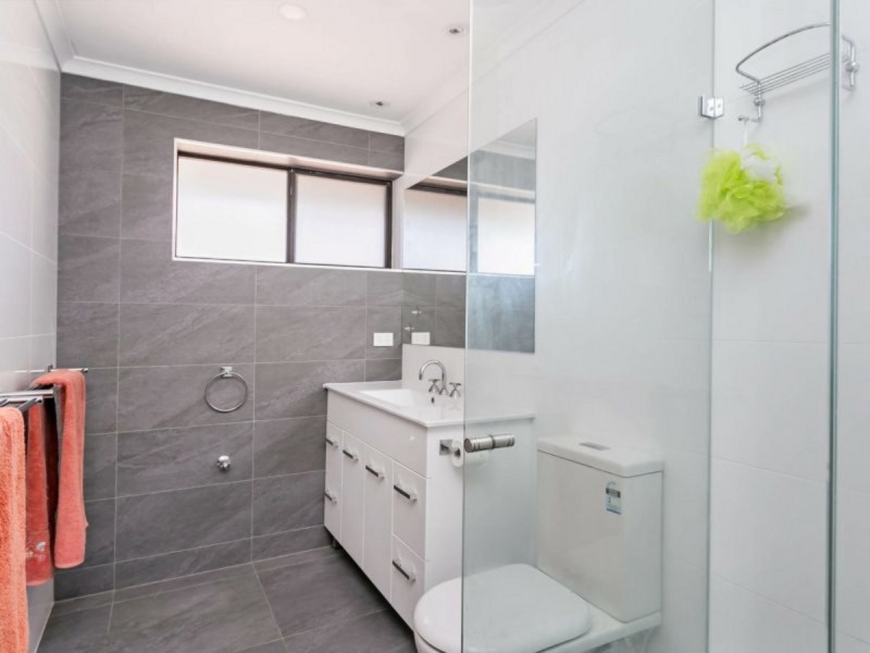 77 Brebner Drive, West Lakes SA 5021