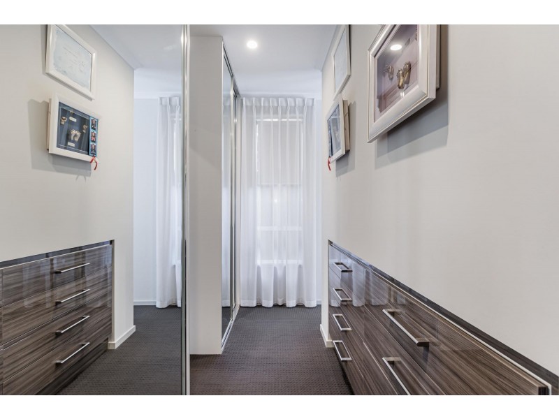 25 Halsey Road, Fulham SA 5024