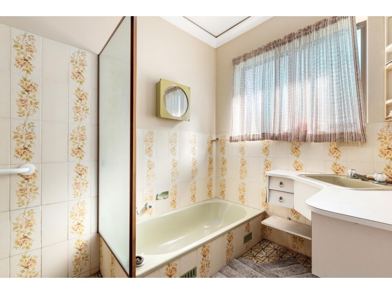 10 Niblic Court, Grange SA 5022