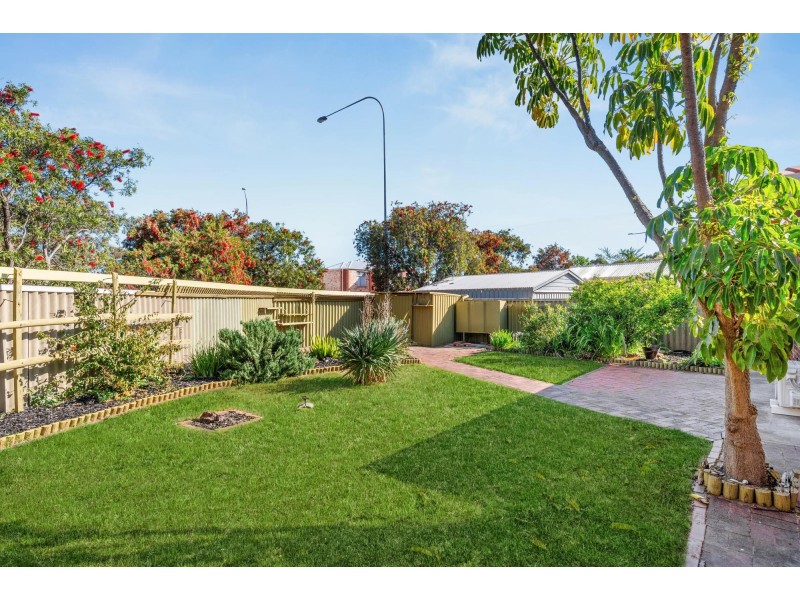 10 Niblic Court, Grange SA 5022