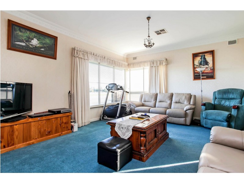 84 West Beach Road, West Beach SA 5024