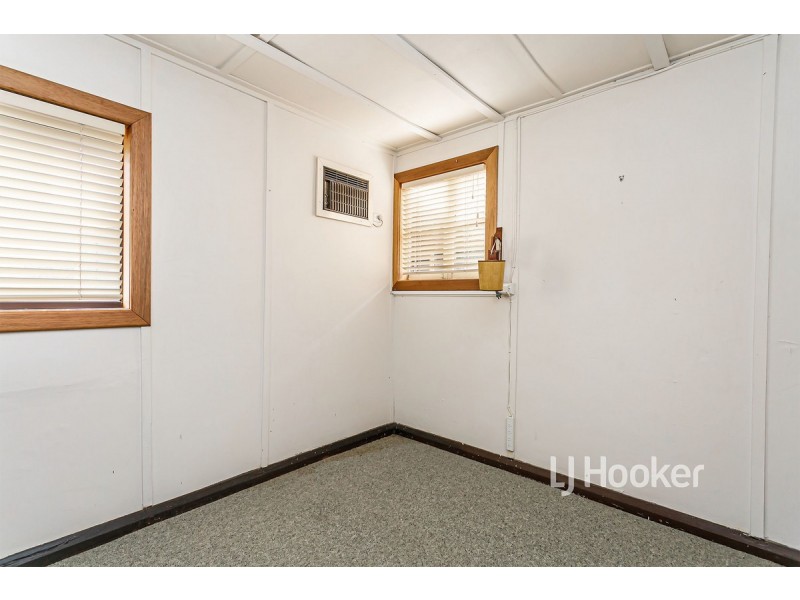 2/6 Seaview Road, West Beach SA 5024