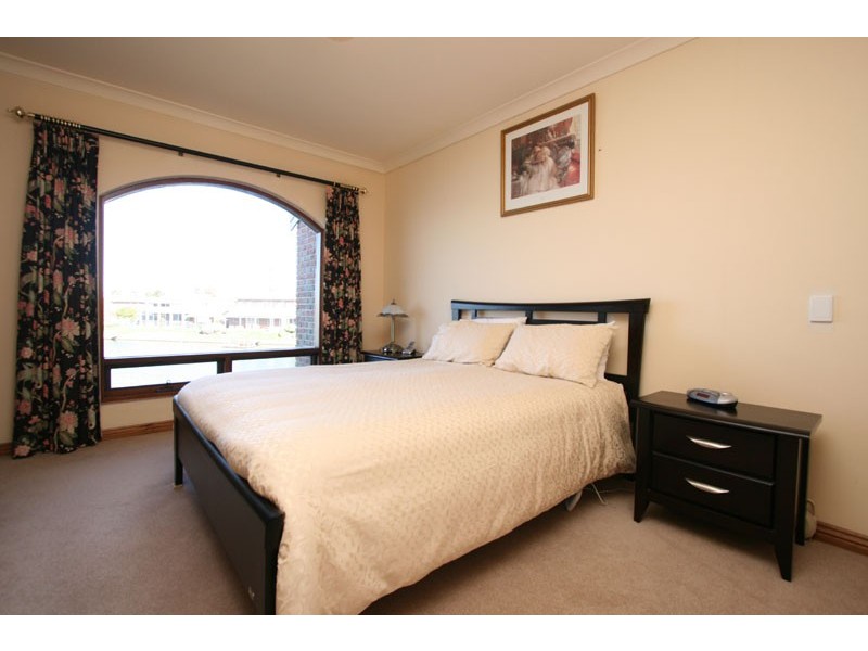 6/74 Martin Court, West Lakes SA 5021