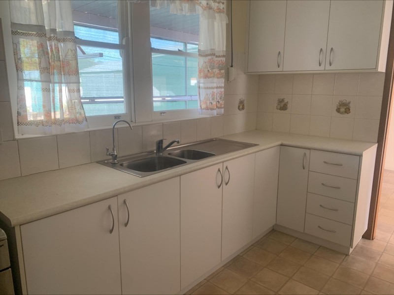 8 Rose Avenue, Fulham Gardens SA 5024