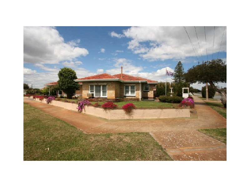 124 Robin Road, Semaphore South SA 5019