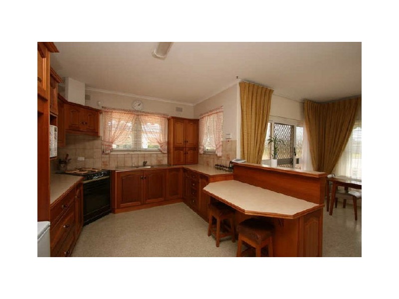 124 Robin Road, Semaphore South SA 5019