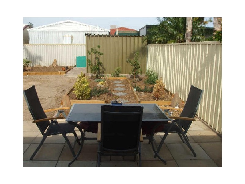 4 Fotheringham Street, North Haven SA 5018