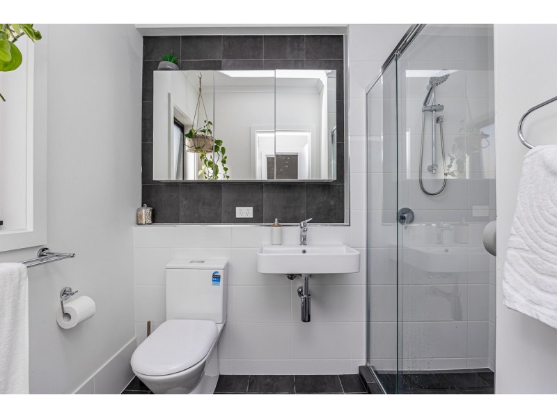 33 Gracechurch Street, Port Adelaide SA 5015