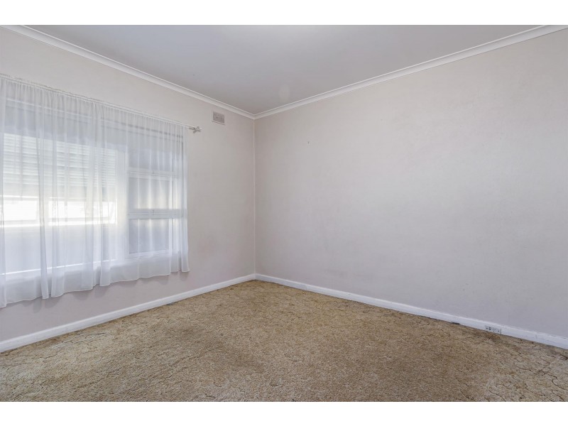 2/15 Moldavia Walk, Osborne SA 5017