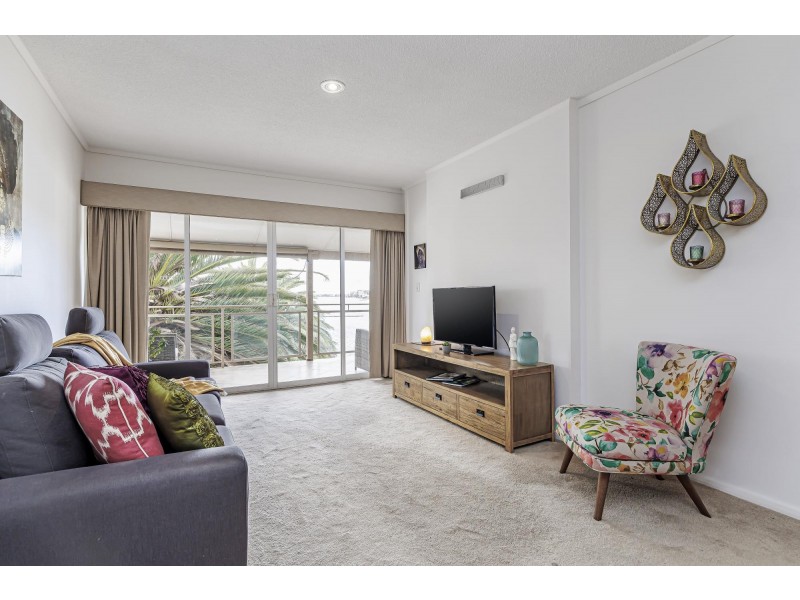 12/242 Trimmer Parade, West Lakes SA 5021
