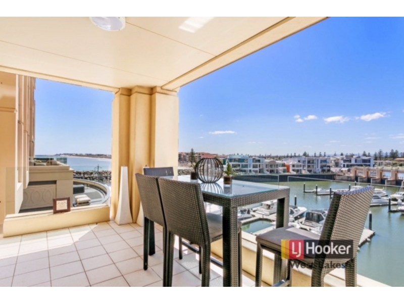51/3 Holdfast Promenade, Glenelg SA 5045