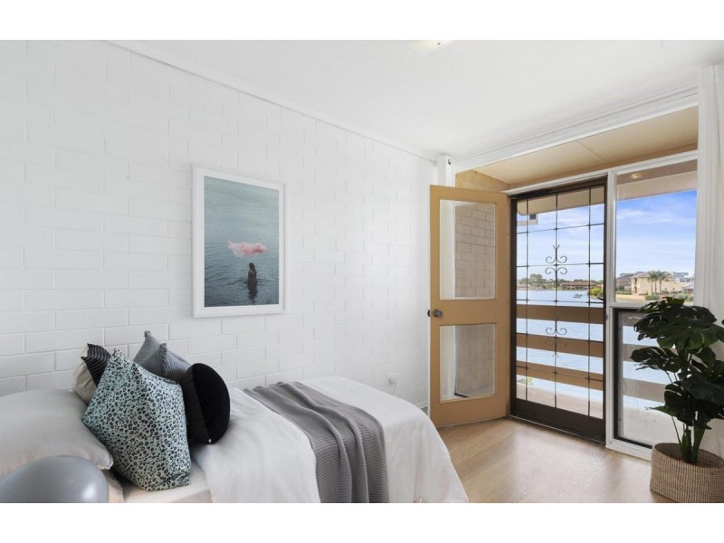 15/39 Lochside Drive, West Lakes SA 5021