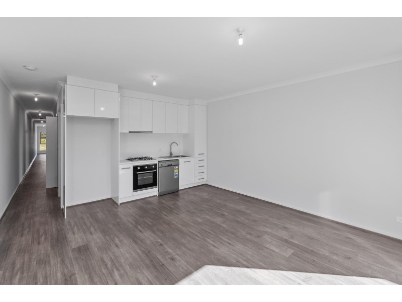 35 Victoria Way, Mansfield Park SA 5012