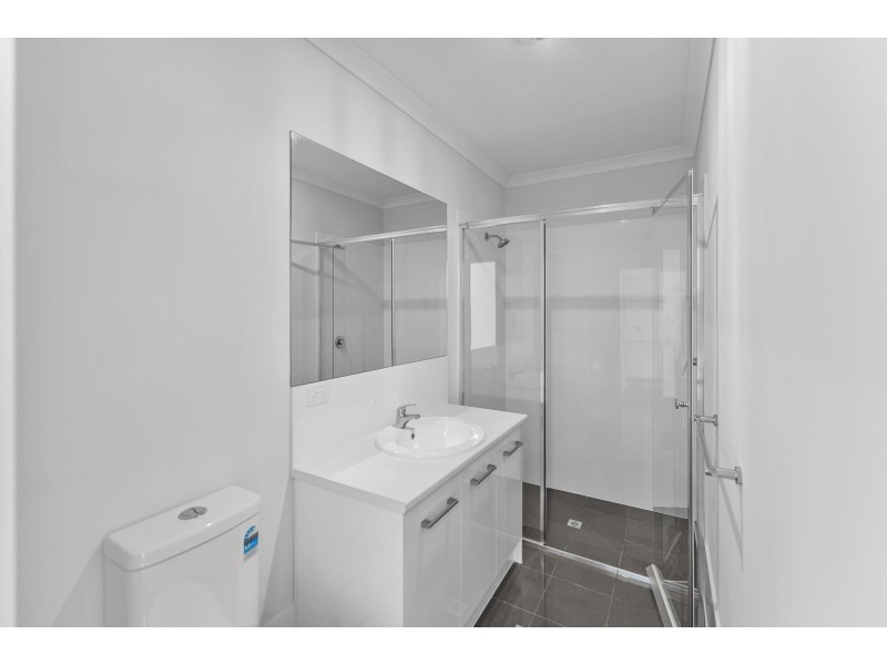 35 Victoria Way, Mansfield Park SA 5012