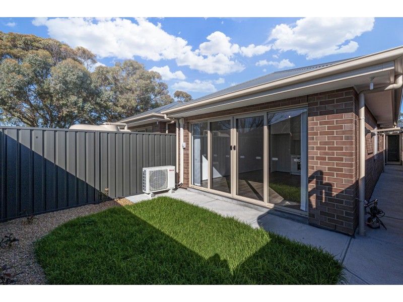 35 Victoria Way, Mansfield Park SA 5012