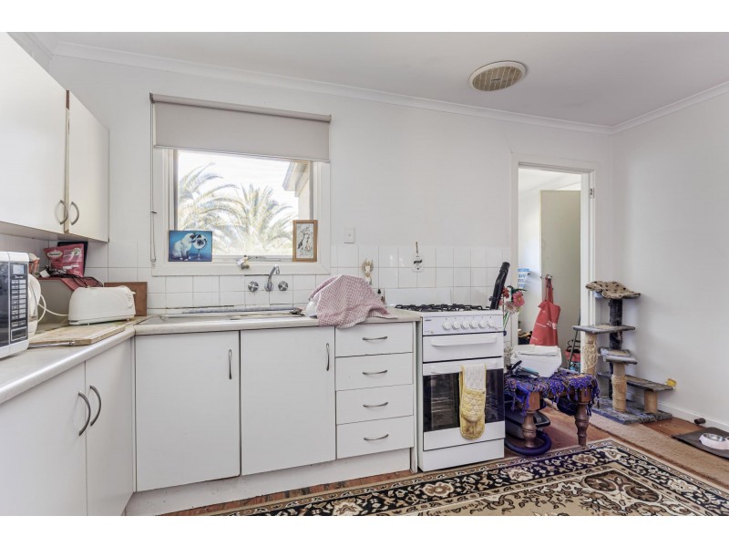 13 Moulds Crescent, Smithfield SA 5114