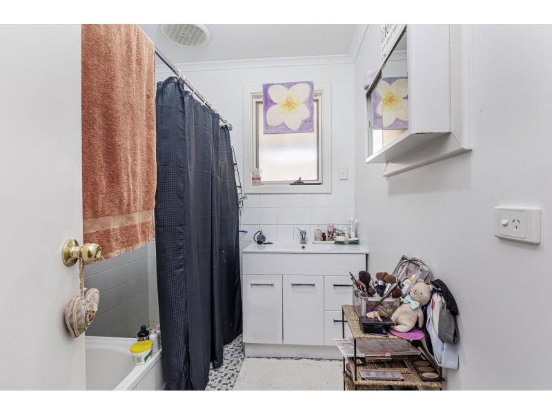 13 Moulds Crescent, Smithfield SA 5114