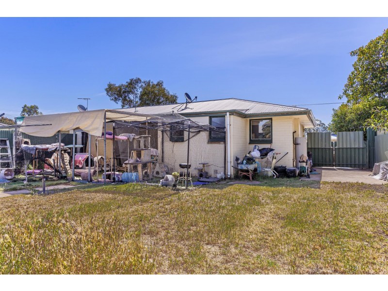 13 Moulds Crescent, Smithfield SA 5114