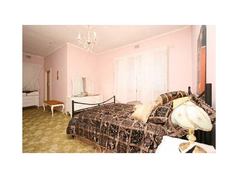 13 Swansea Street, Largs North SA 5016