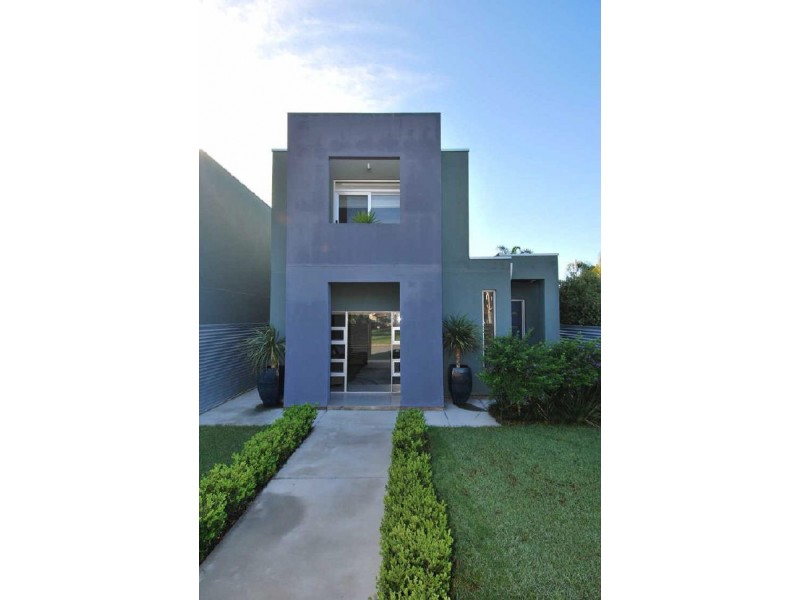 42 Chambers Avenue, Henley Beach SA 5022