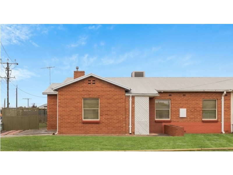 1 Trimmer Parade, Findon SA 5023