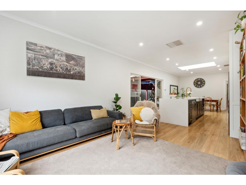 27 Sanctuary Drive, Mawson Lakes SA 5095