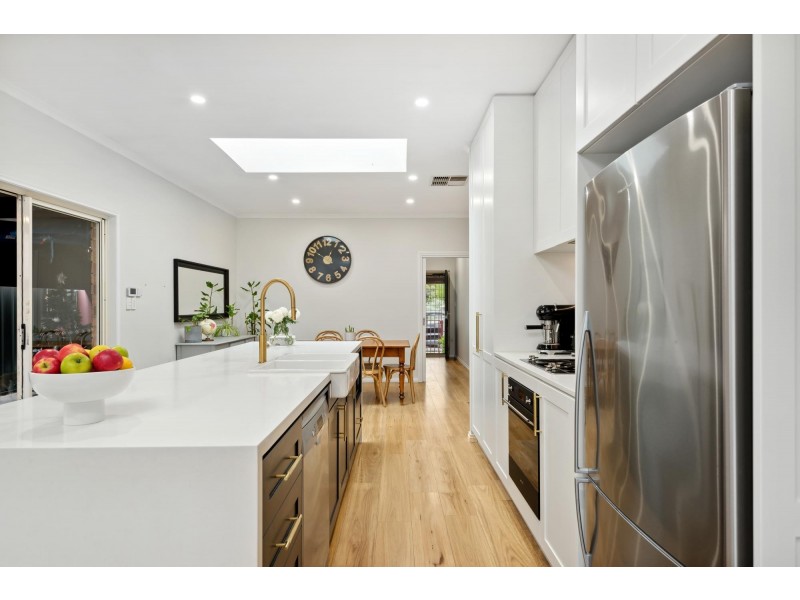 27 Sanctuary Drive, Mawson Lakes SA 5095