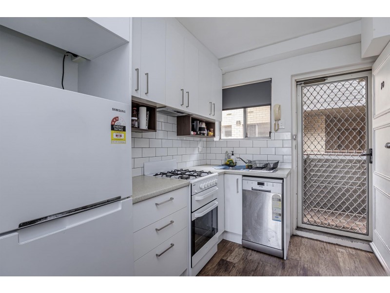 10/4-6 Croydon Road, Keswick SA 5035