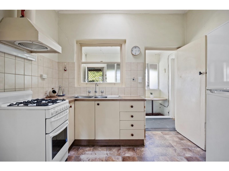 64 Golding Street, Beverley SA 5009