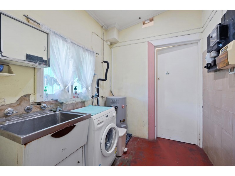 64 Golding Street, Beverley SA 5009