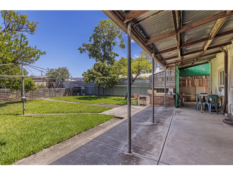 64 Golding Street, Beverley SA 5009