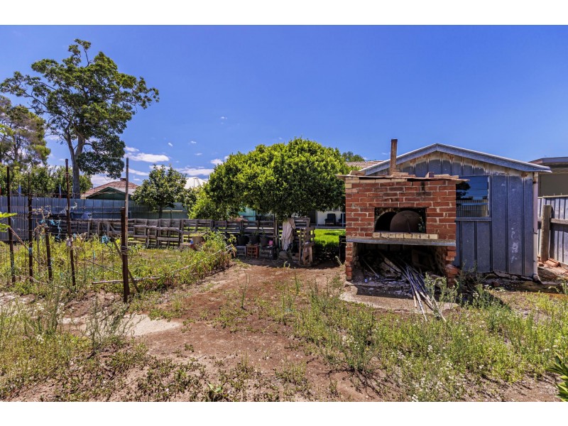 64 Golding Street, Beverley SA 5009