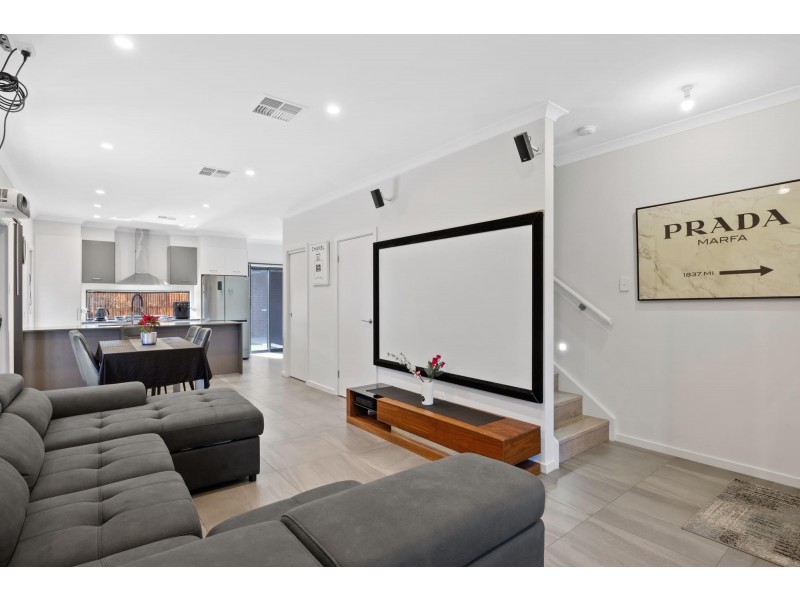 67 Trimmer Parade, Findon SA 5023