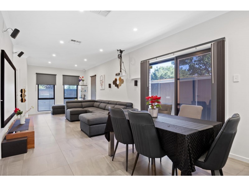 67 Trimmer Parade, Findon SA 5023