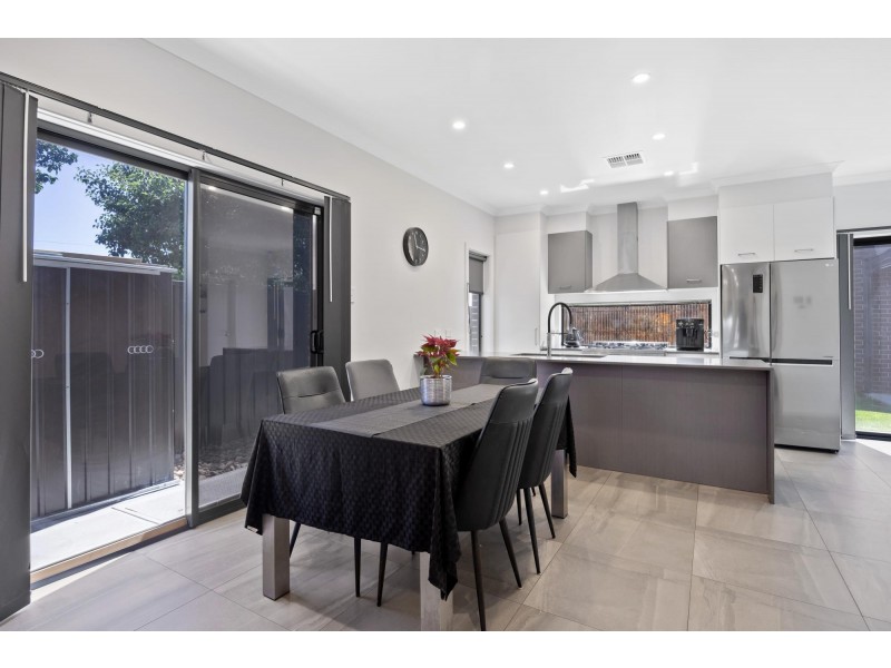 67 Trimmer Parade, Findon SA 5023