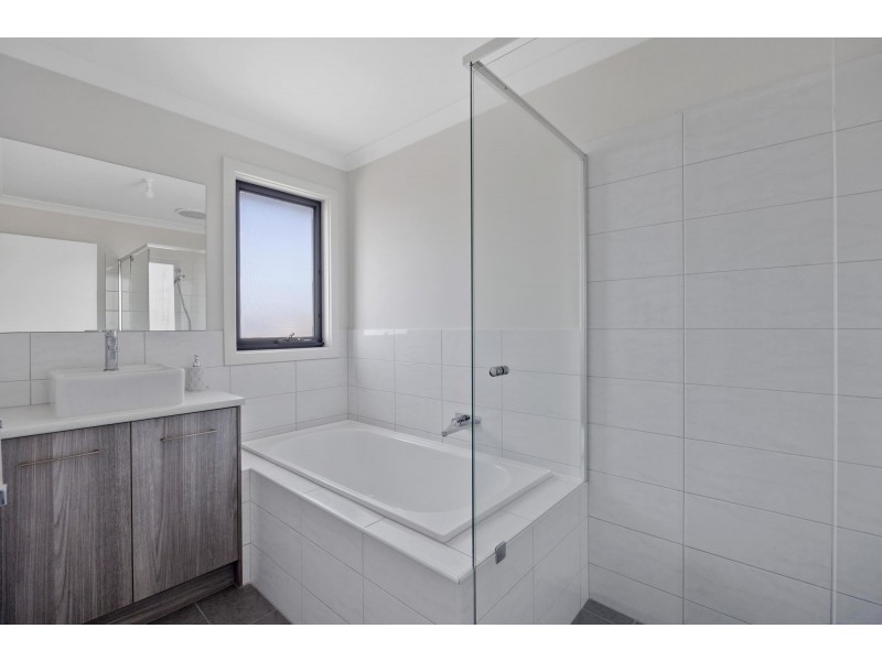 67 Trimmer Parade, Findon SA 5023