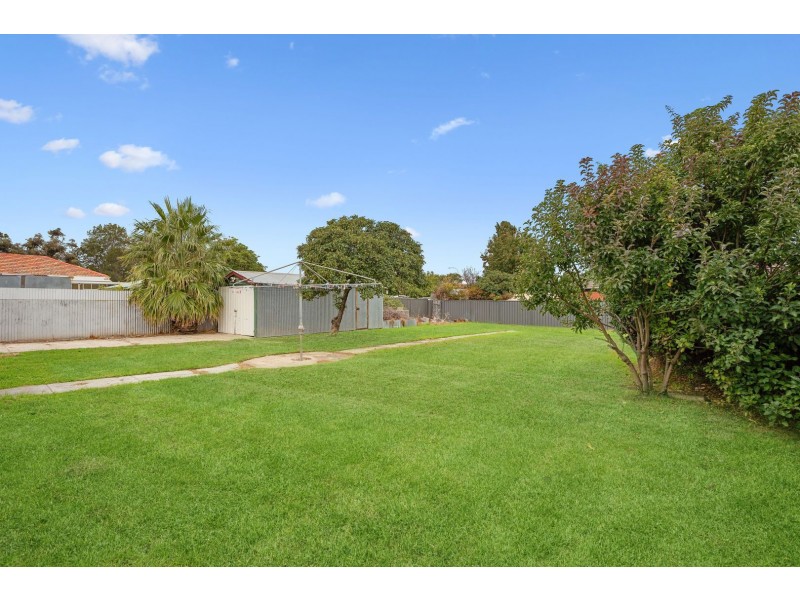 1 Ayredale Avenue, Clearview SA 5085