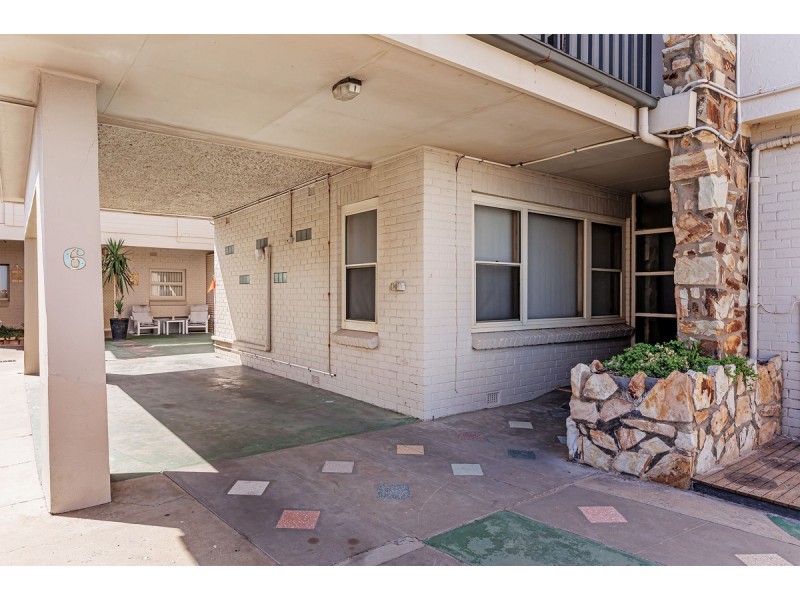 1/52 Seaview Road, West Beach SA 5024