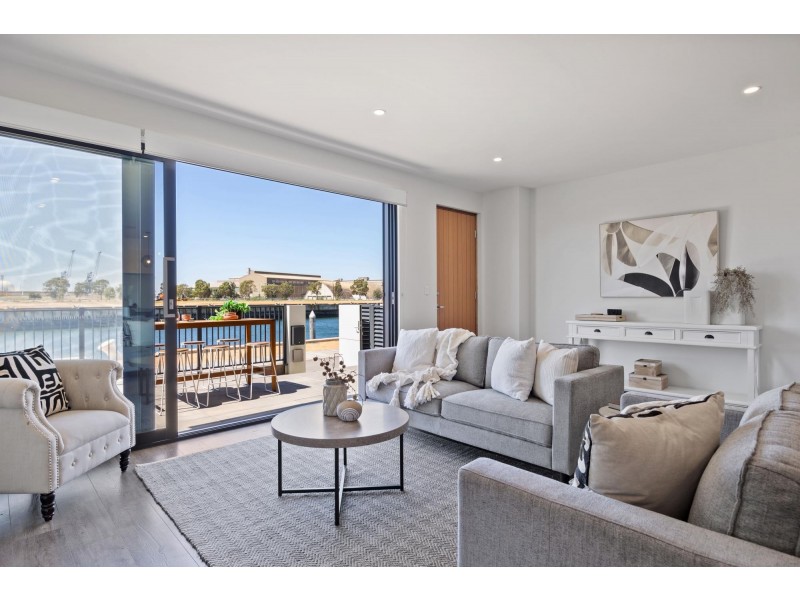 43 Albany Lane, Port Adelaide SA 5015