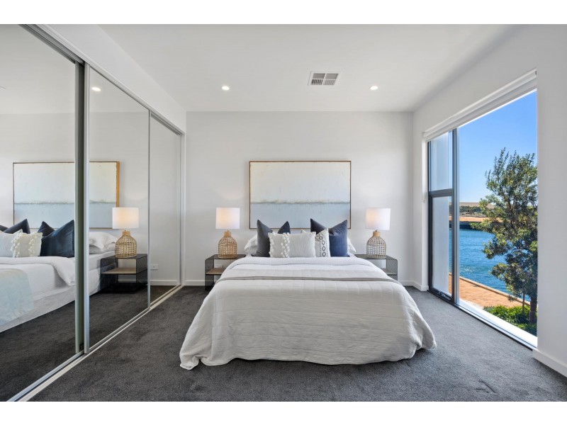43 Albany Lane, Port Adelaide SA 5015