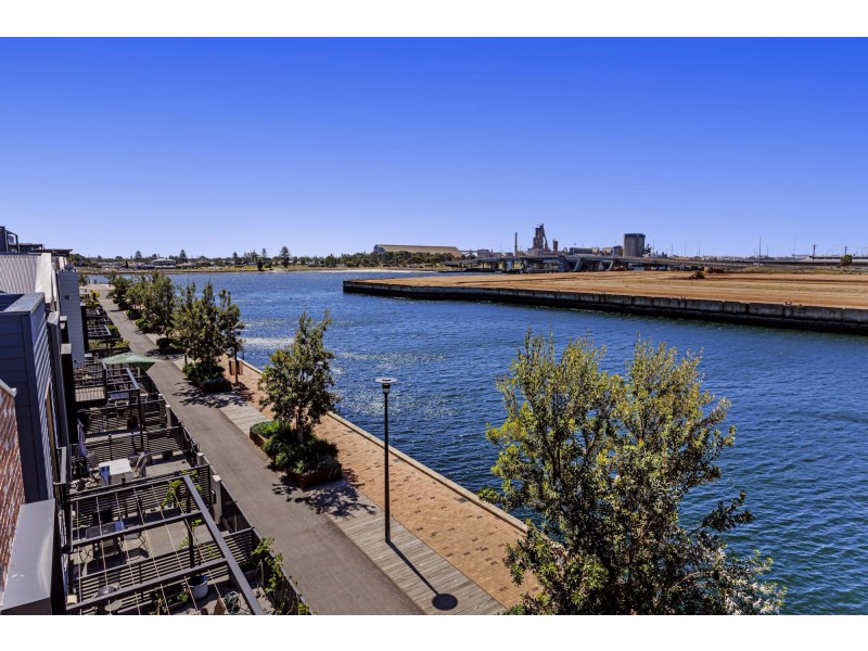 43 Albany Lane, Port Adelaide SA 5015