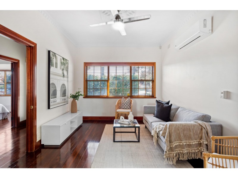 54 Whimpress Avenue, Findon SA 5023